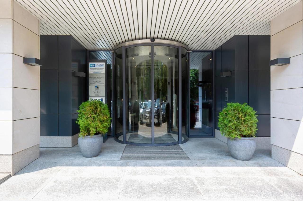 Modern Apartment With Pool Near Golden Terraces Βαρσοβία Εξωτερικό φωτογραφία
