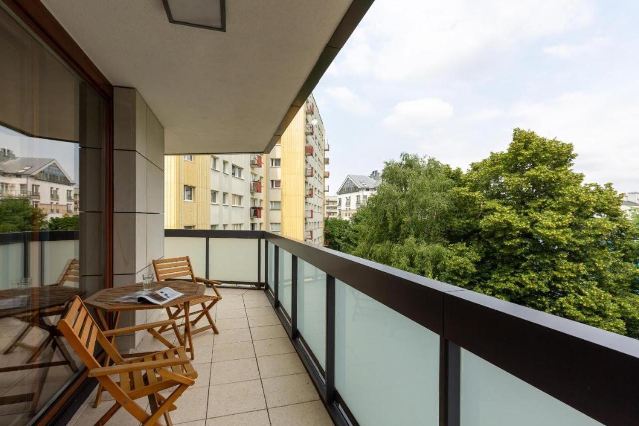 Modern Apartment With Pool Near Golden Terraces Βαρσοβία Εξωτερικό φωτογραφία